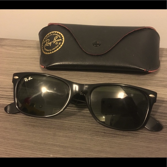 Rayban wayfarer sunglasses - Picture 1 of 1